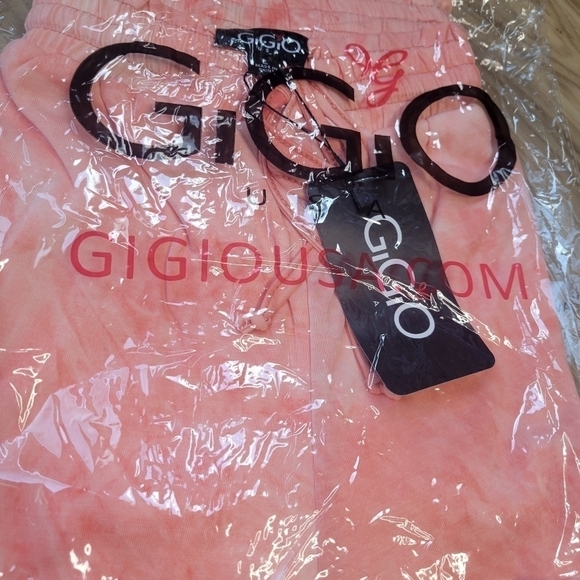 Peach High Waisted Tie Dye Shorts - Picture 6 of 10